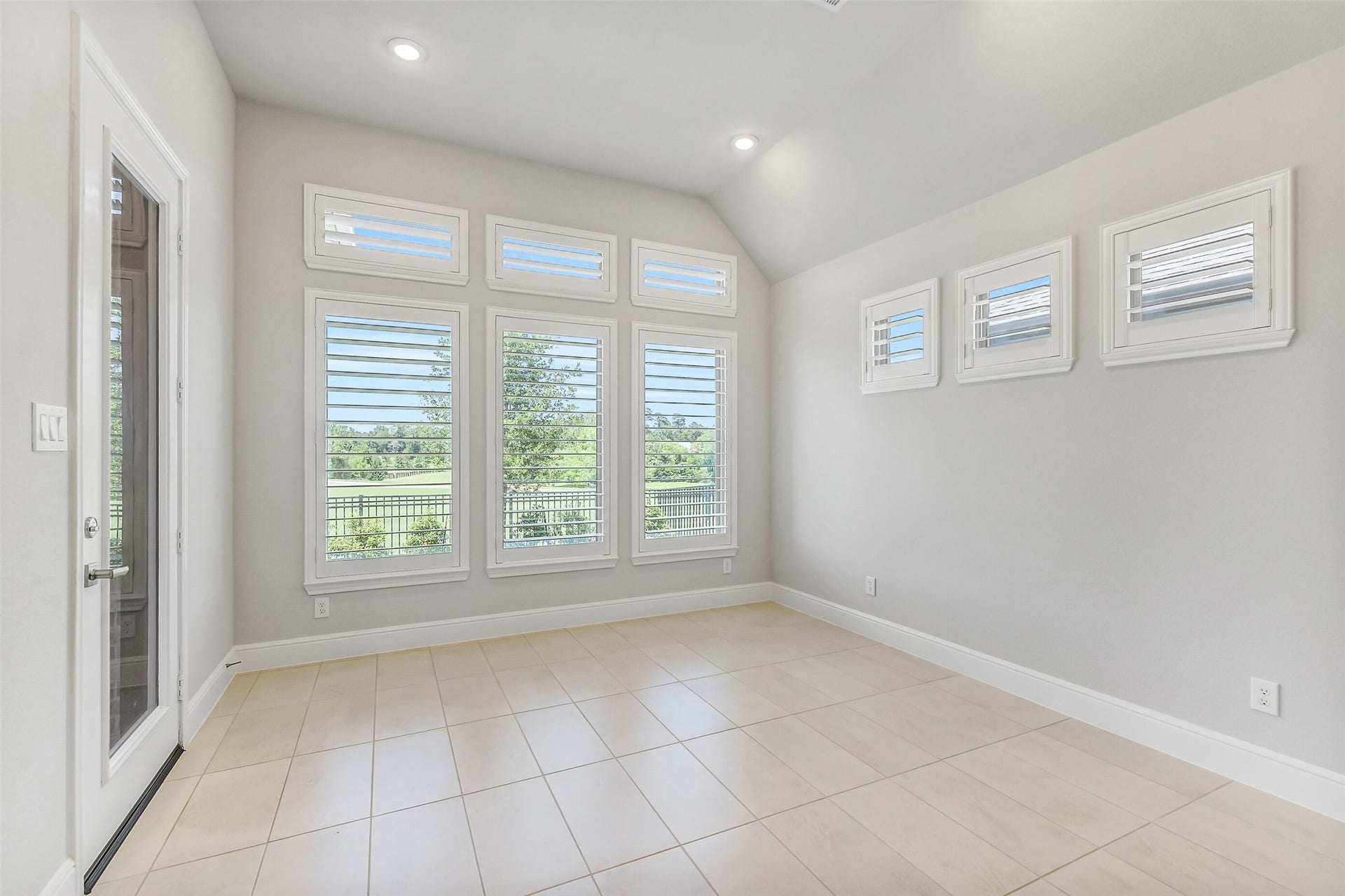 The 12 x 13 breakfast room allows space for a large table if that's what you want.  The windows allow another nice view of the outside and golf course.  And since the patio is just outside of the breakfast area, even the outdoor cook will enjoy themself.