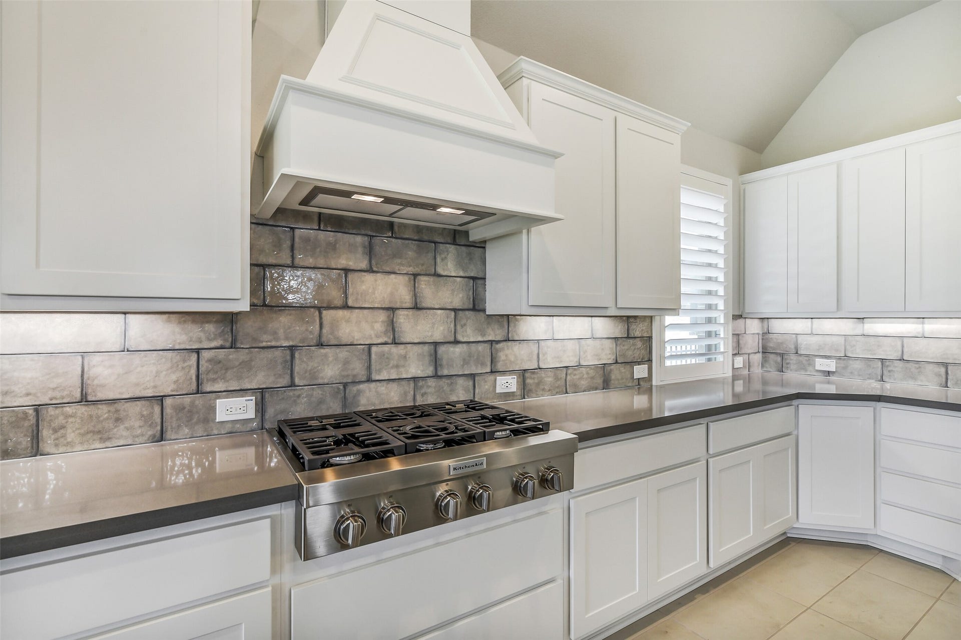 So many cabinets, so many places for storage.  The bottom cabinets have roll outs which gives you even more storage space.