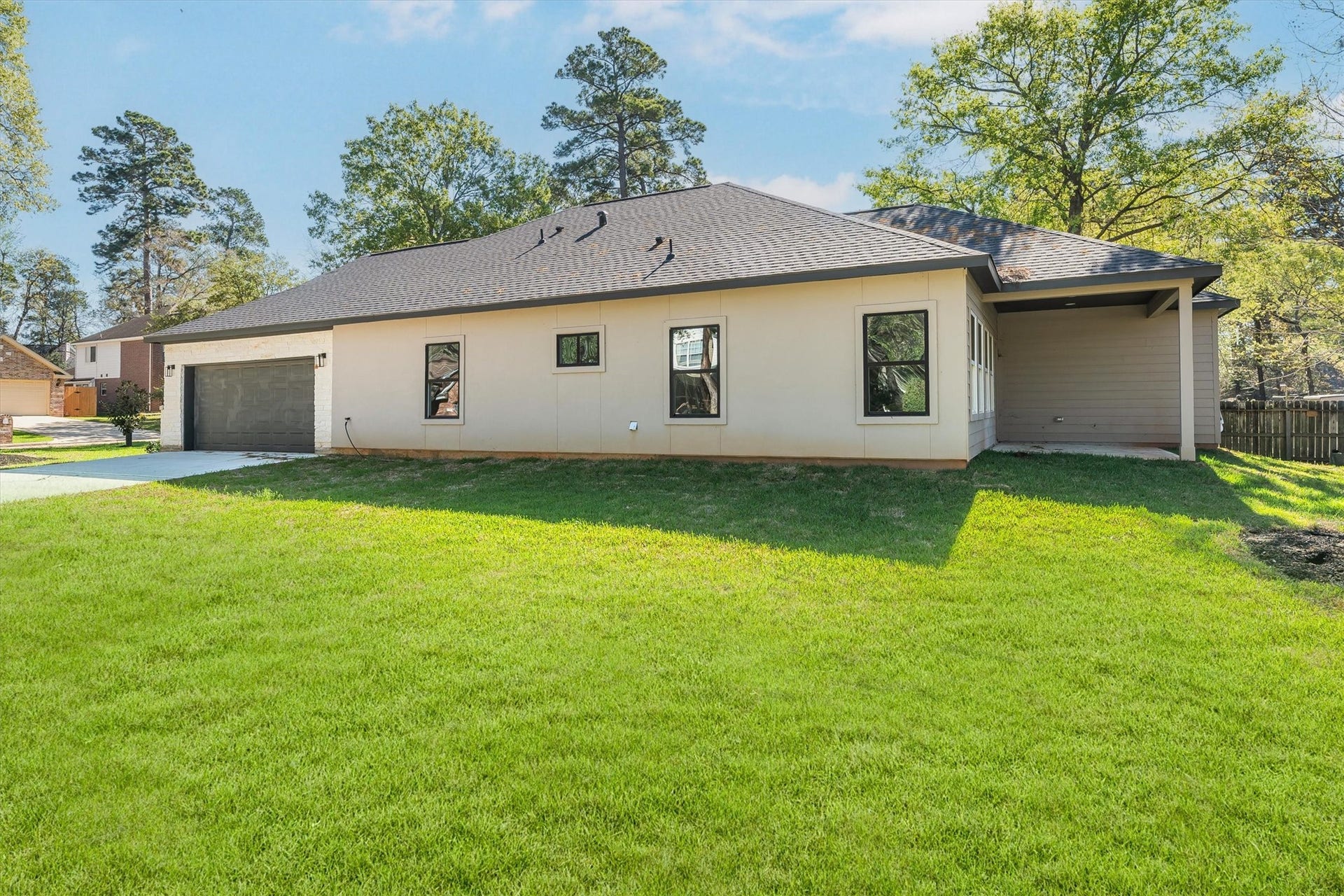 11843 Briarwood Lane, Montgomery, TX 77356 11843 Briarwood Lane, Montgomery, TX 77356