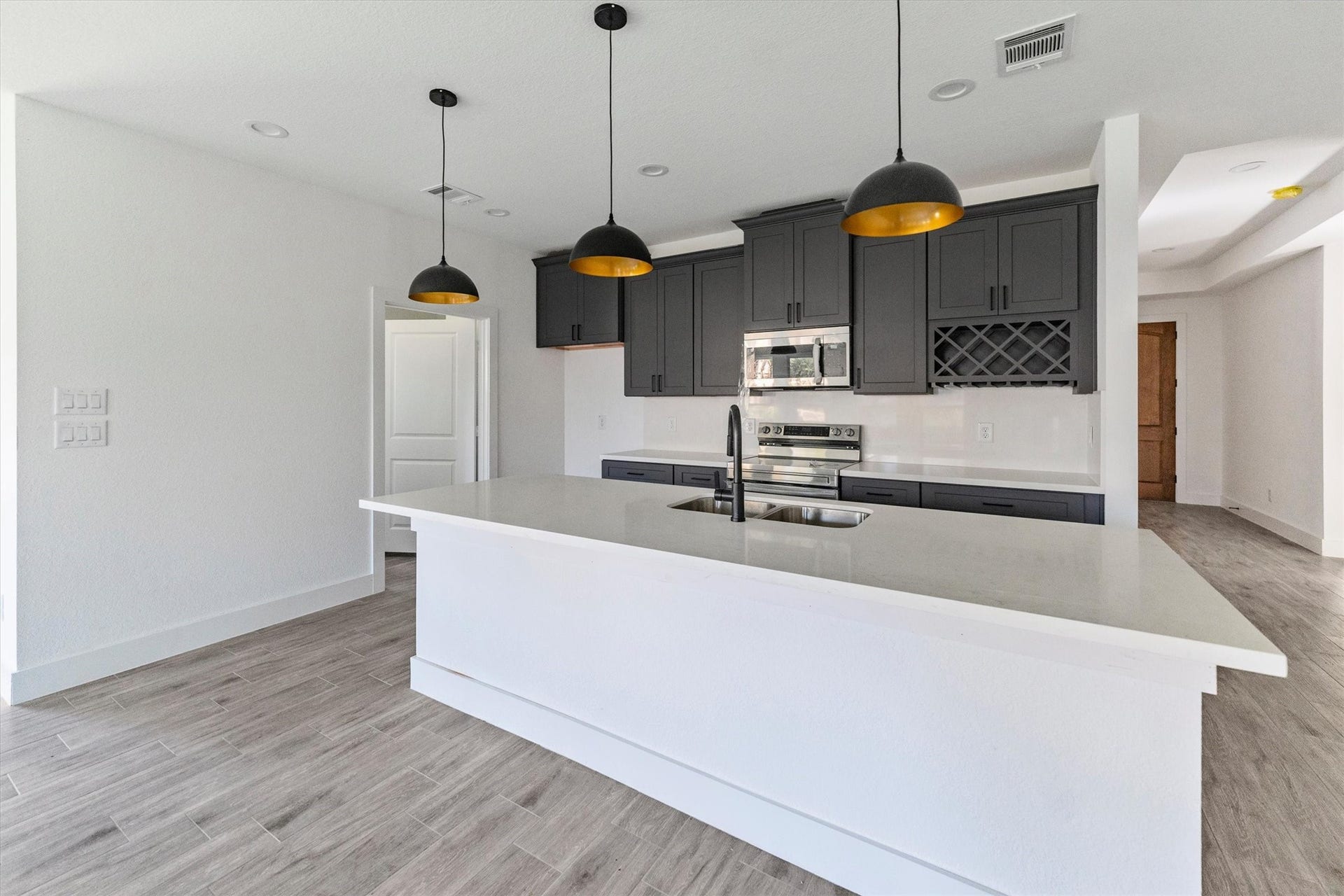 11843 Briarwood Lane, Montgomery, TX 77356 11843 Briarwood Lane, Montgomery, TX 77356