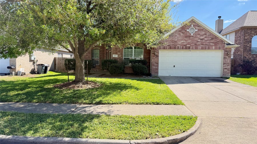 Property photo for 4039 Hawthorne Glen Court, Fresno, TX
