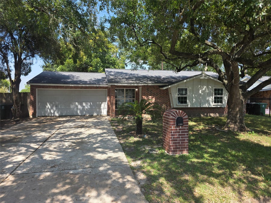 Property photo for 1203 Mooney Road, Houston, TX