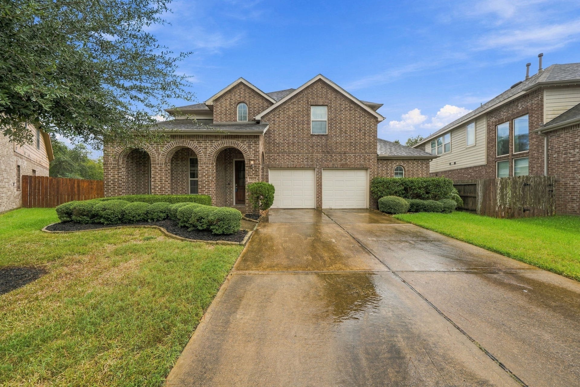 13102 Hollow Garden Lane, Rosharon, TX 77583 13102 Hollow Garden Lane, Rosharon, TX 77583