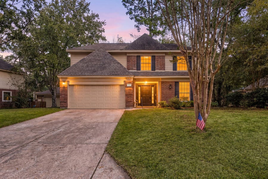 Property photo for 34 Firethorn Place, The Woodlands, TX