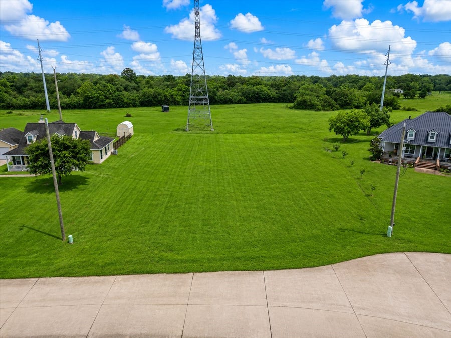 Property photo for 0 Broken Arrow, Santa Fe, TX