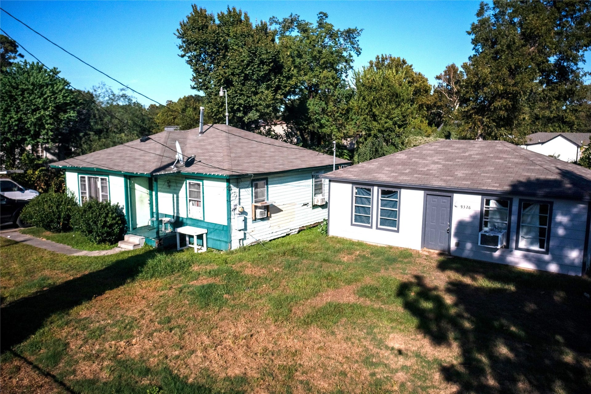 8402 Berwyn Drive, Houston, TX 77037 8402 Berwyn Drive, Houston, TX 77037