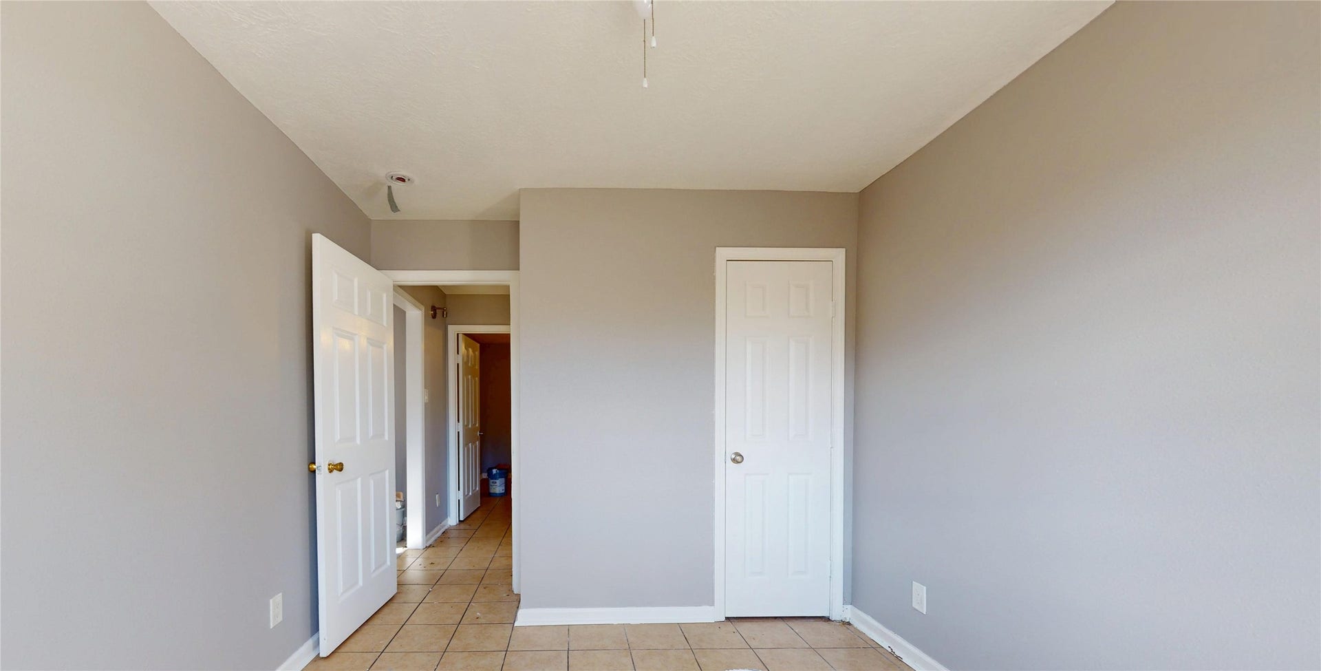 8402 Berwyn Drive, Houston, TX 77037 8402 Berwyn Drive, Houston, TX 77037