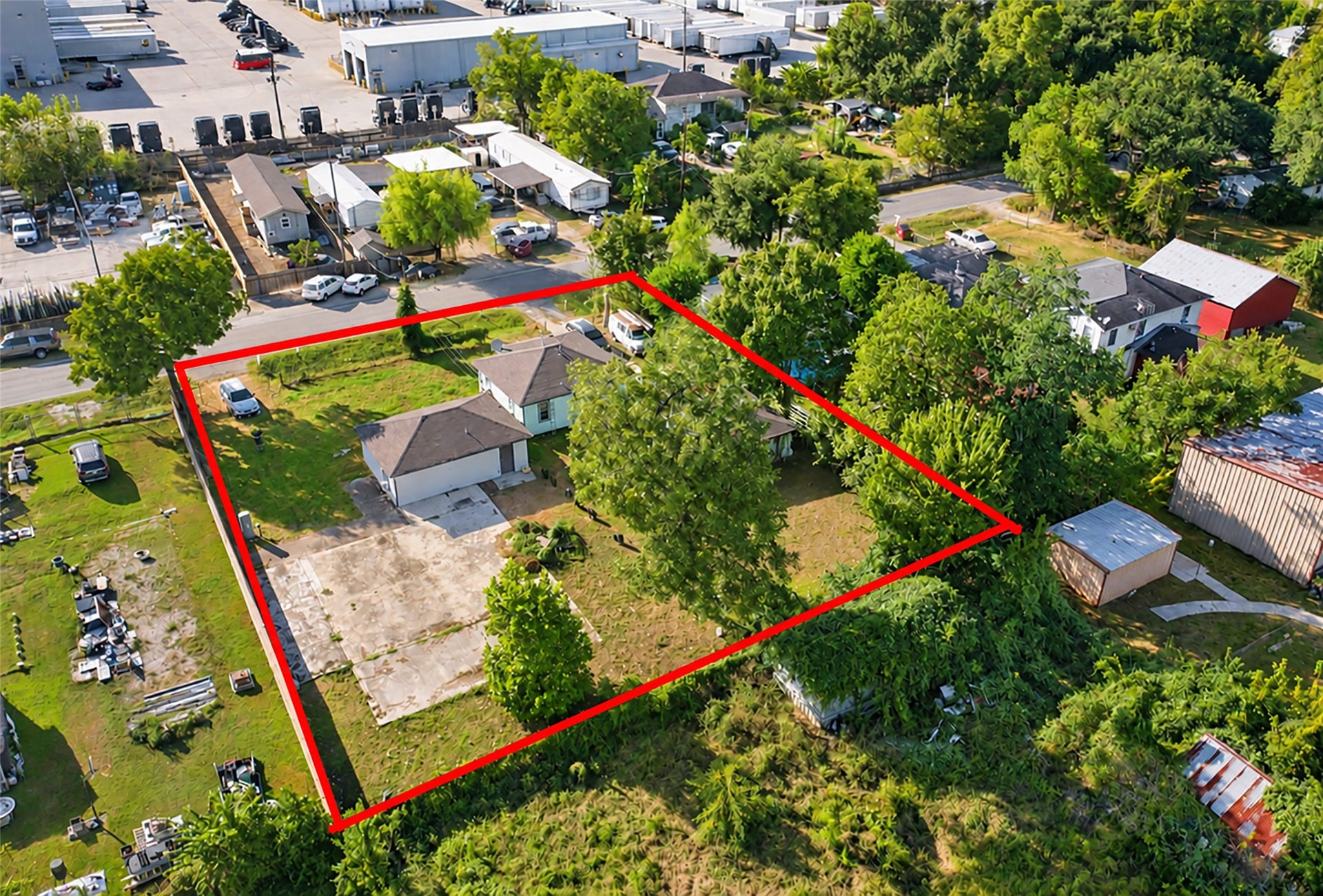 8402 Berwyn Drive, Houston, TX 77037 8402 Berwyn Drive, Houston, TX 77037