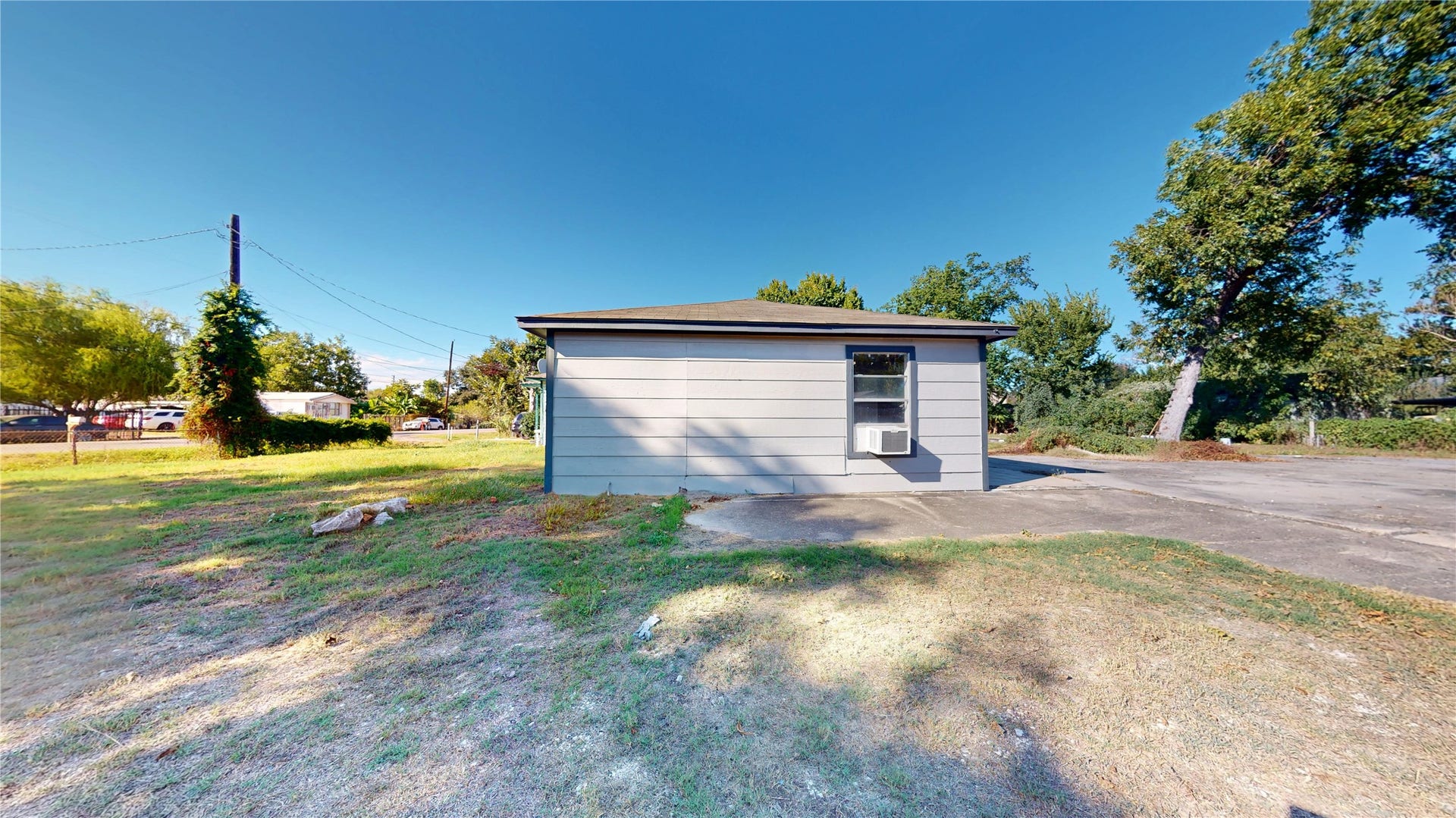 8402 Berwyn Drive, Houston, TX 77037 8402 Berwyn Drive, Houston, TX 77037