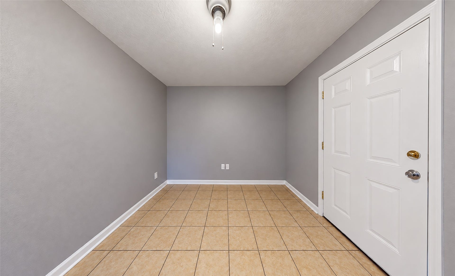8402 Berwyn Drive, Houston, TX 77037 8402 Berwyn Drive, Houston, TX 77037