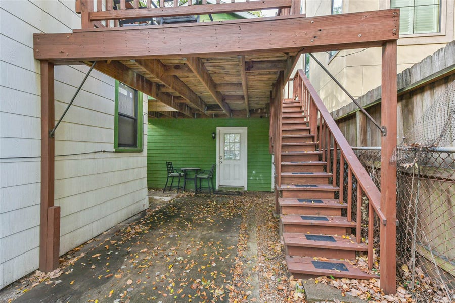 Property photo for 402 Bomar Street, Houston, TX