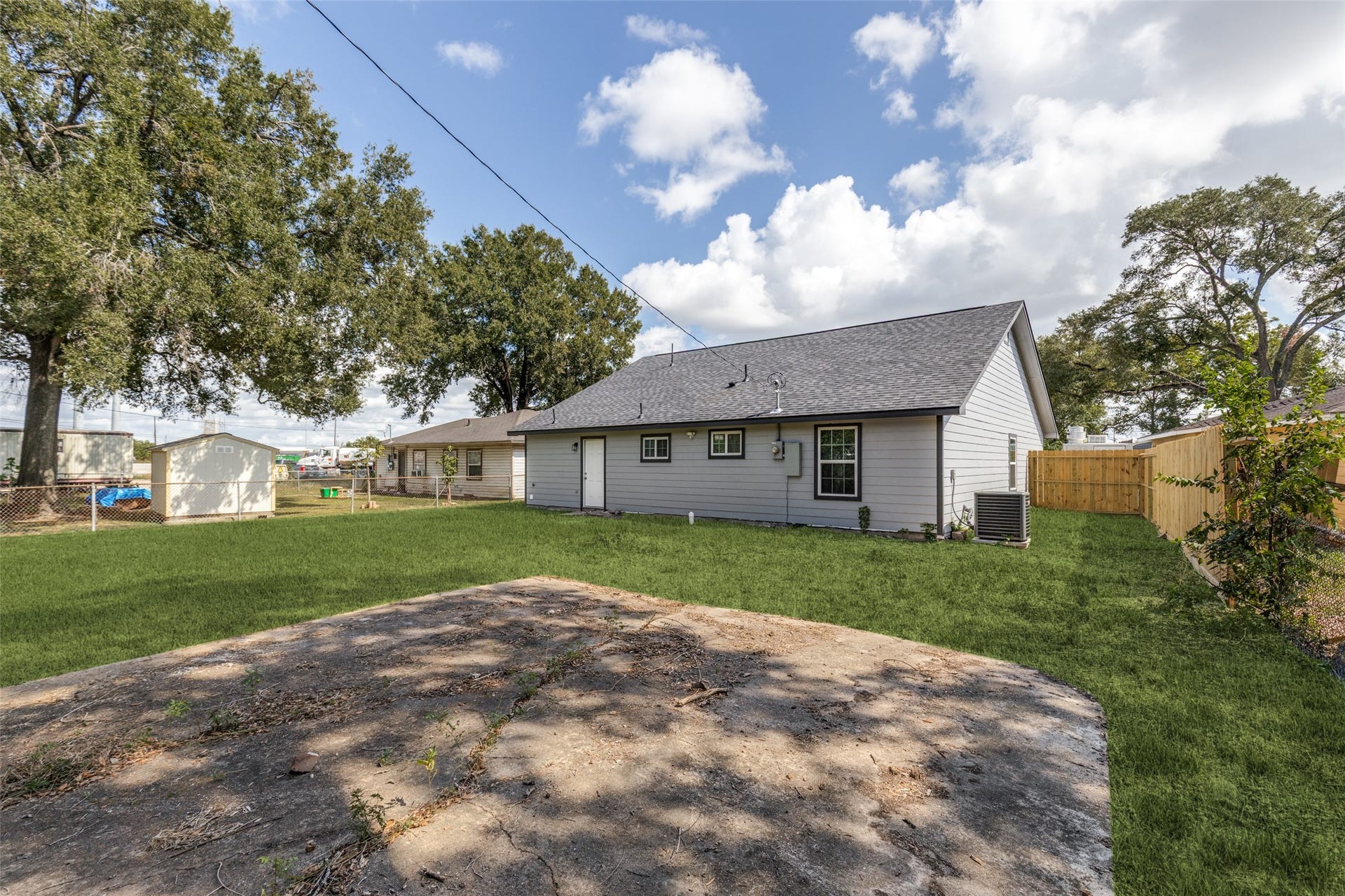 5214 Pomander Road, Houston, TX 77021 5214 Pomander Road, Houston, TX 77021