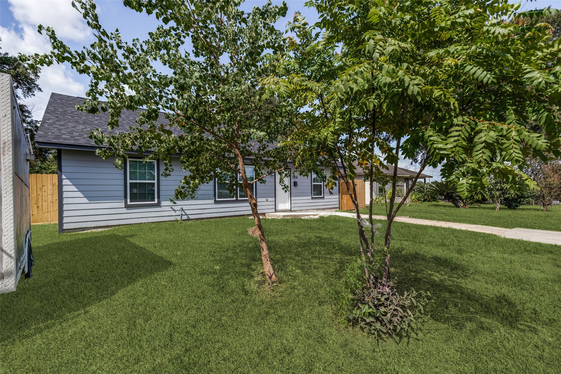 5214 Pomander Road, Houston, TX 77021 5214 Pomander Road, Houston, TX 77021