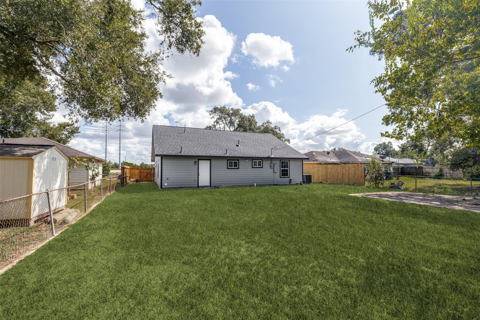 5214 Pomander Road, Houston, TX 77021 5214 Pomander Road, Houston, TX 77021