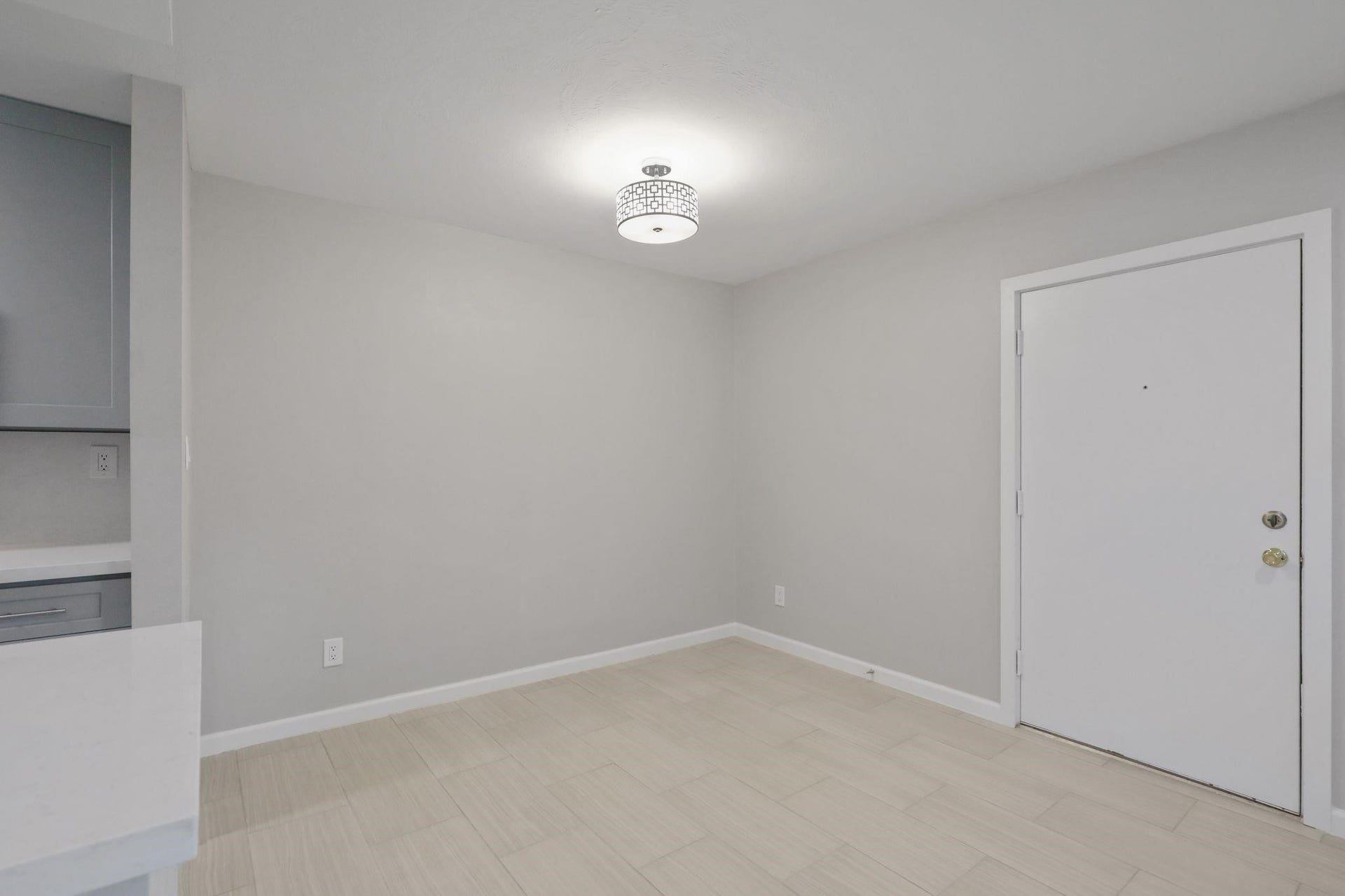 2121 Fountain View Drive, #24, Houston, TX 77057 2121 Fountain View Drive, #24, Houston, TX 77057