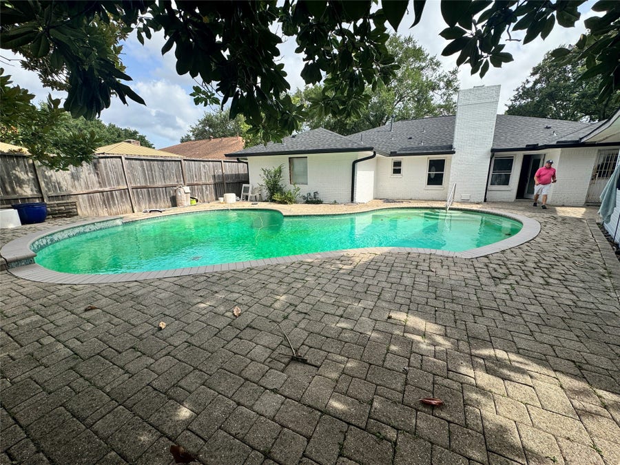 Property photo for 7706 Braesview Lane, Houston, TX