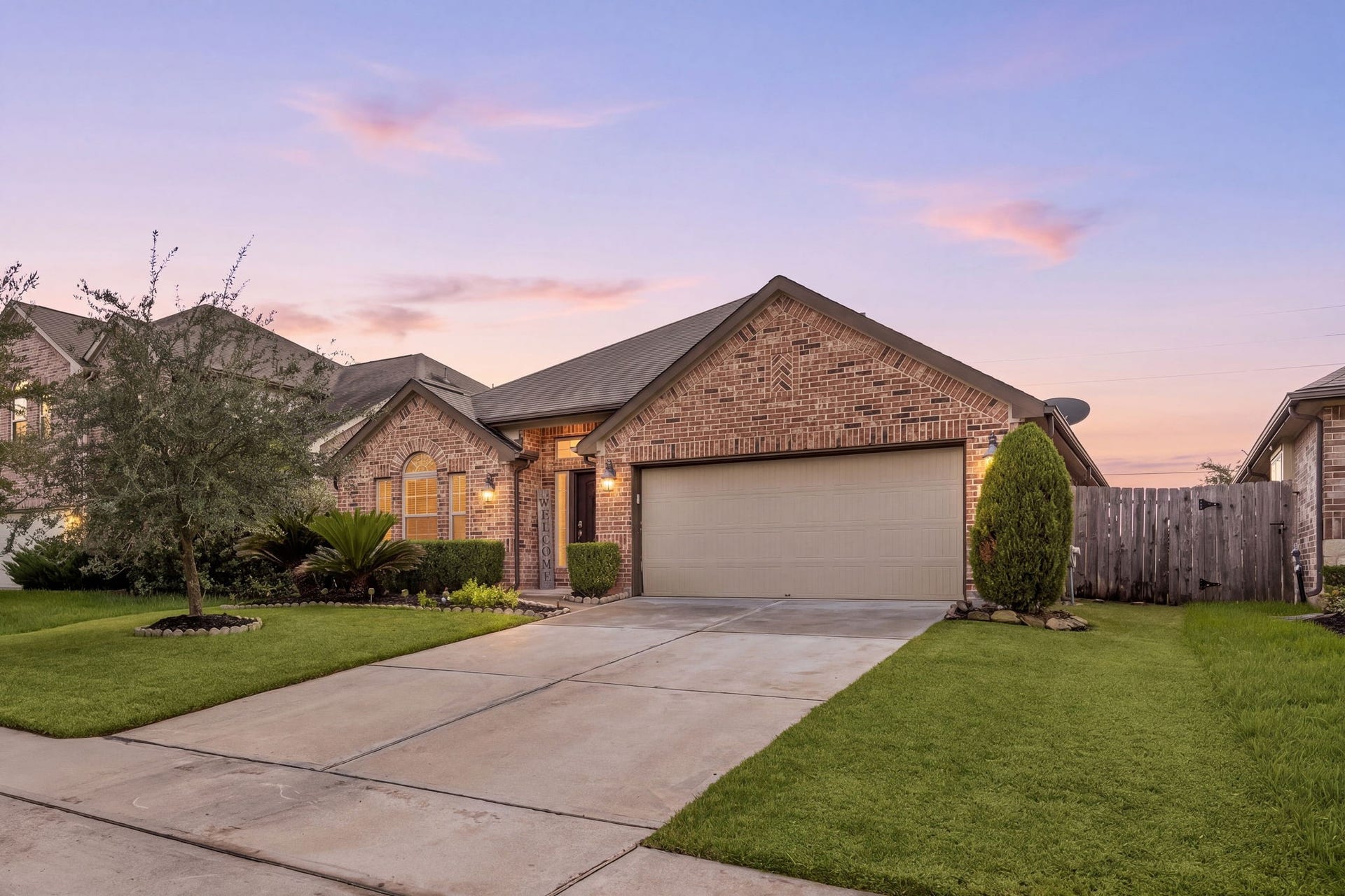Don't miss the chance to make this private oasis your own! Schedule your private showing of 20711 Cactus Lake Lane today and experience the exceptional Grand Mission Estates lifestyle firsthand.