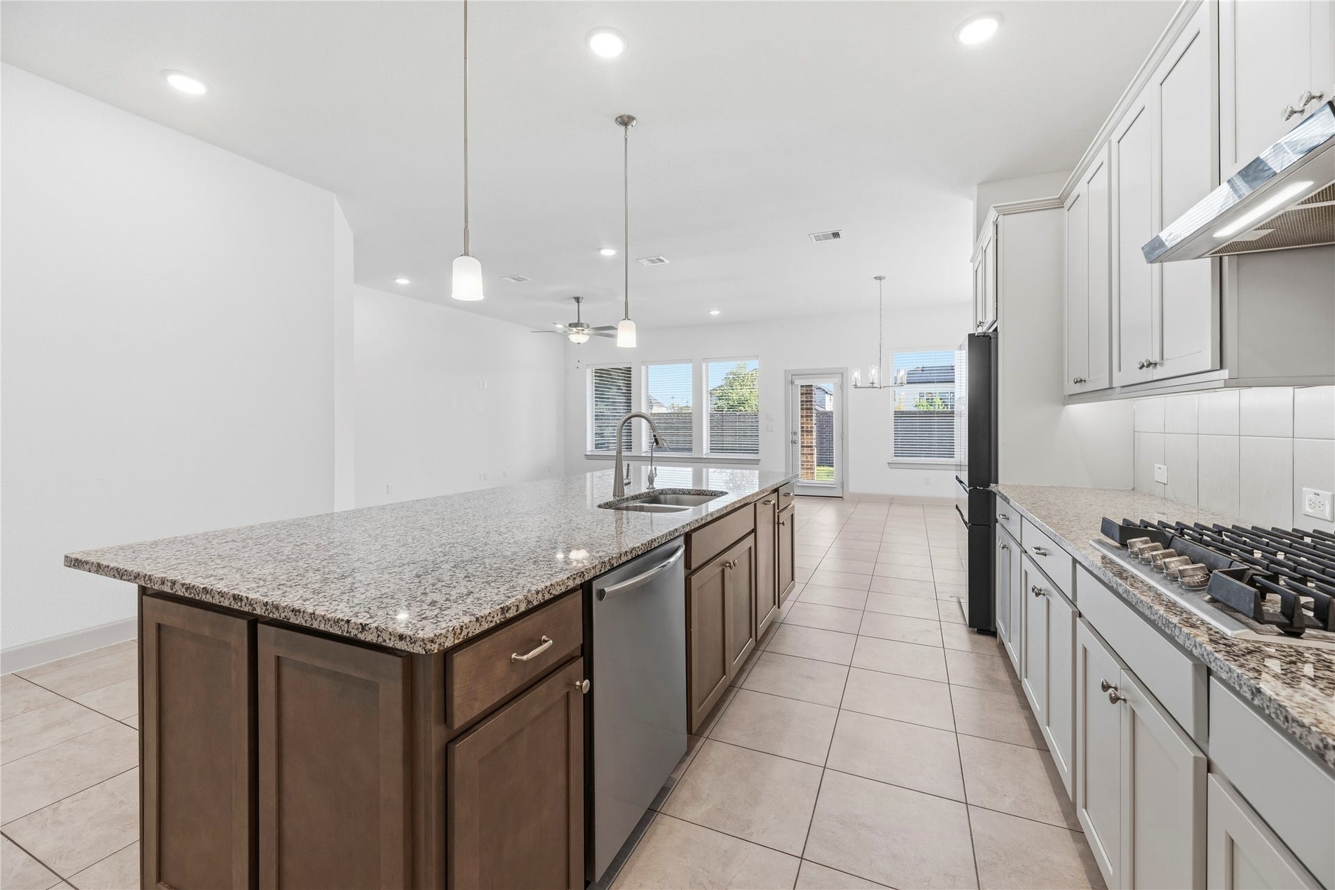 19914 Valentina Pointe Drive, Cypress, TX 77433 19914 Valentina Pointe Drive, Cypress, TX 77433