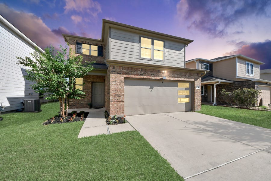 Property photo for 1723 Ramsay Way, Houston, TX
