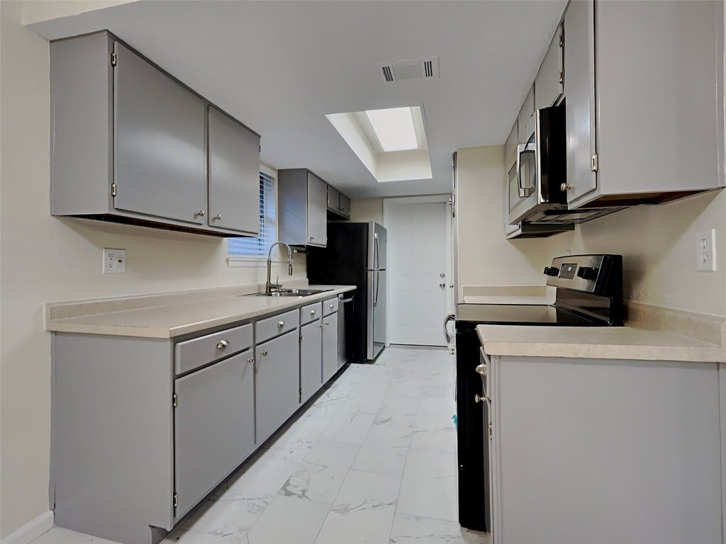 16418 Forest Bend Avenue, Friendswood, TX 77546 16418 Forest Bend Avenue, Friendswood, TX 77546