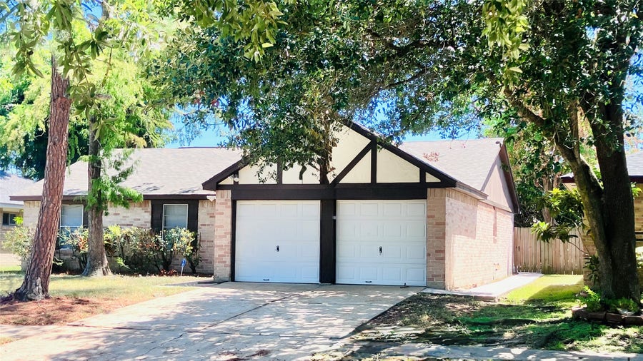 Property photo for 16719 Maplemont Drive, Houston, TX