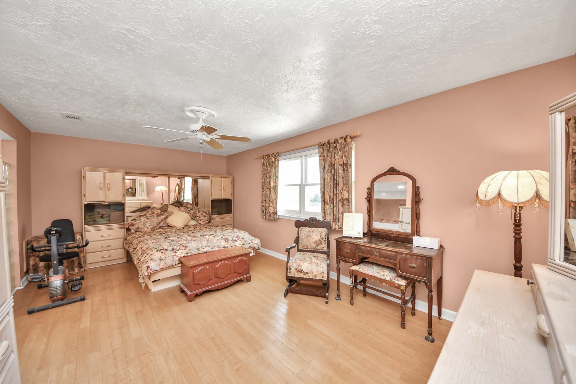 10522 Gulfstream Lane, Sugar Land, TX 77498 Primary Bedroom