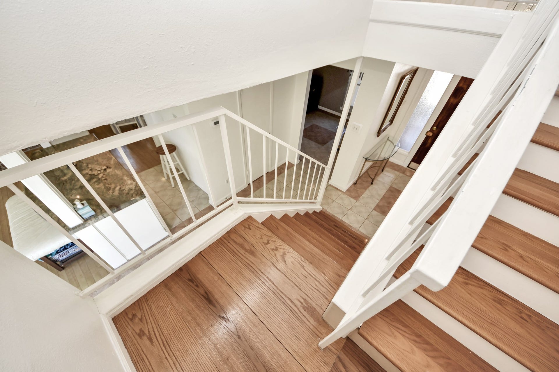 10522 Gulfstream Lane, Sugar Land, TX 77498 Stairway