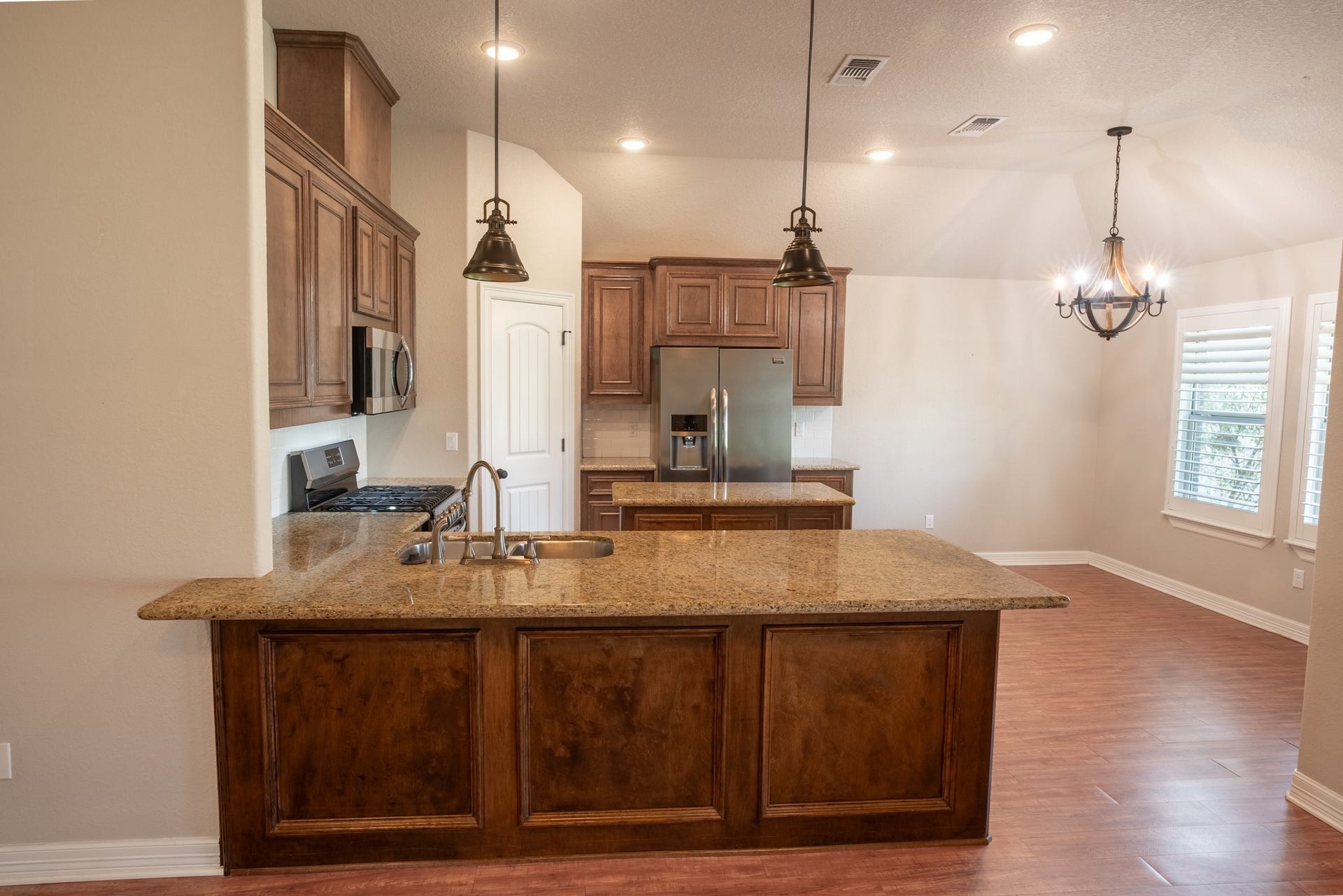 219 Marigold Street, Lake Jackson, TX 77566