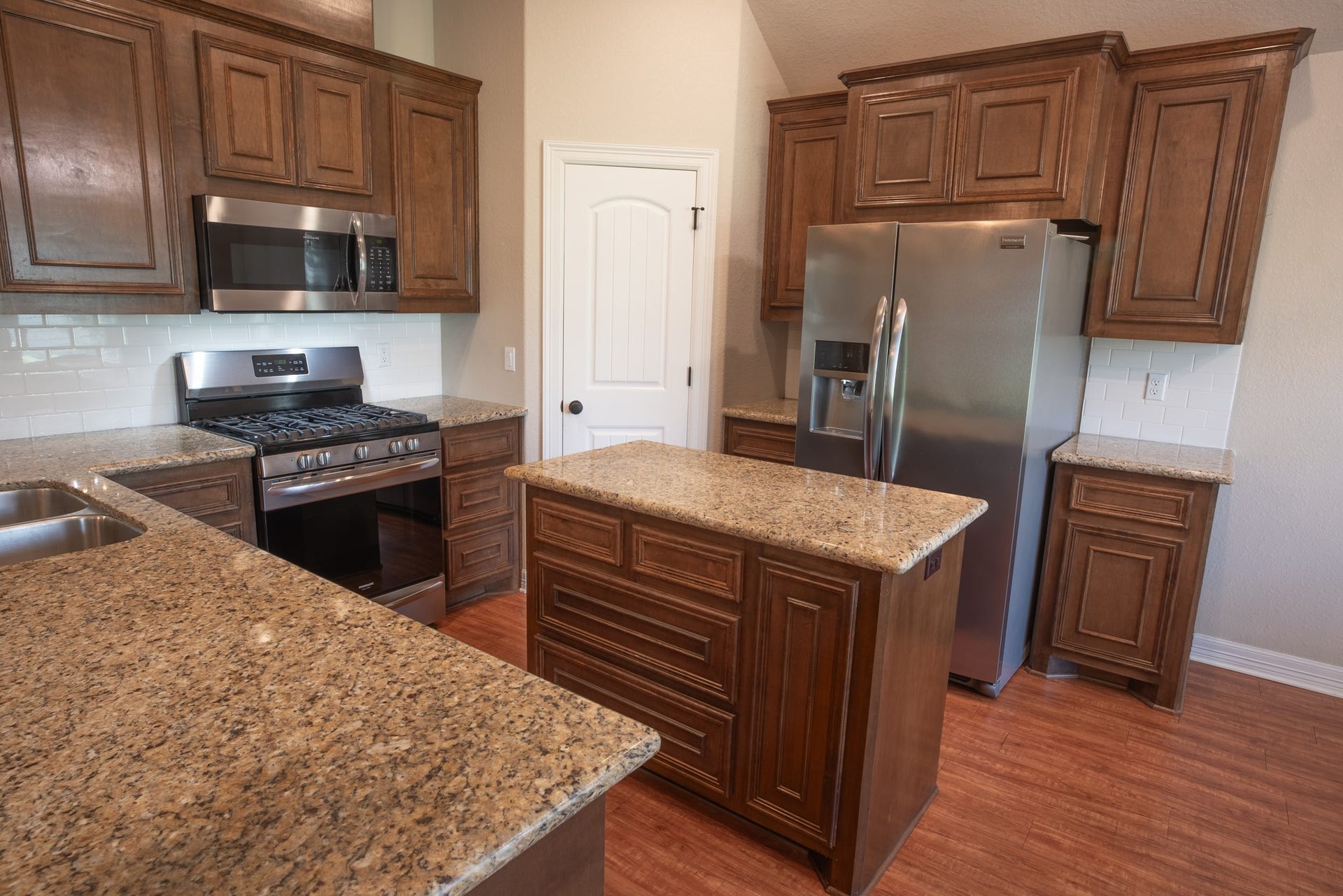 219 Marigold Street, Lake Jackson, TX 77566