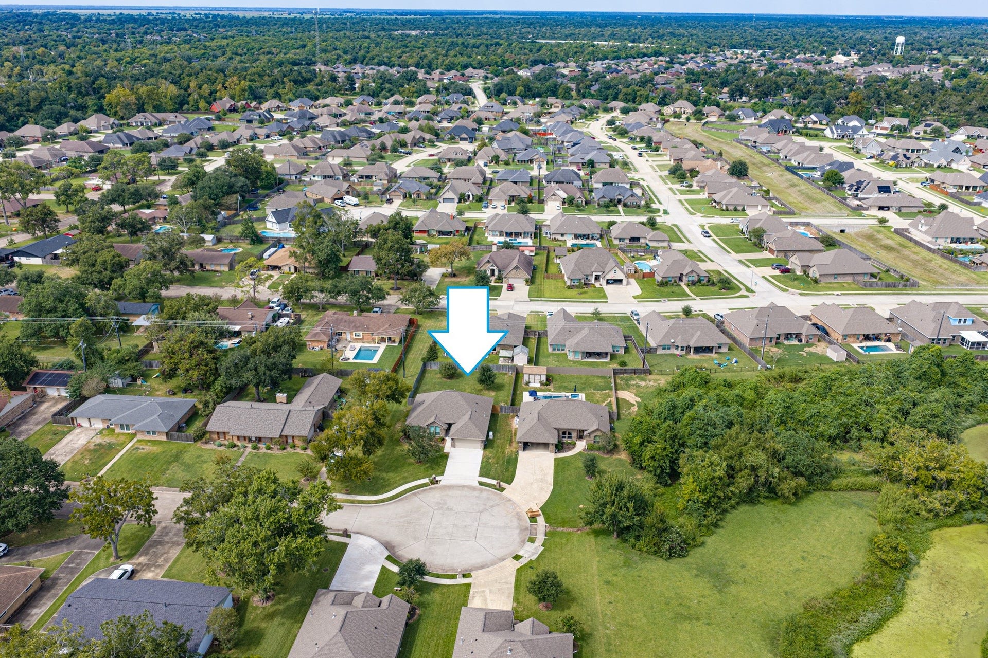 219 Marigold Street, Lake Jackson, TX 77566