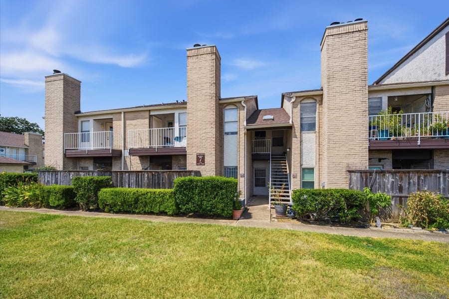 Property photo for 2011 Spenwick Drive, #717, Houston, TX