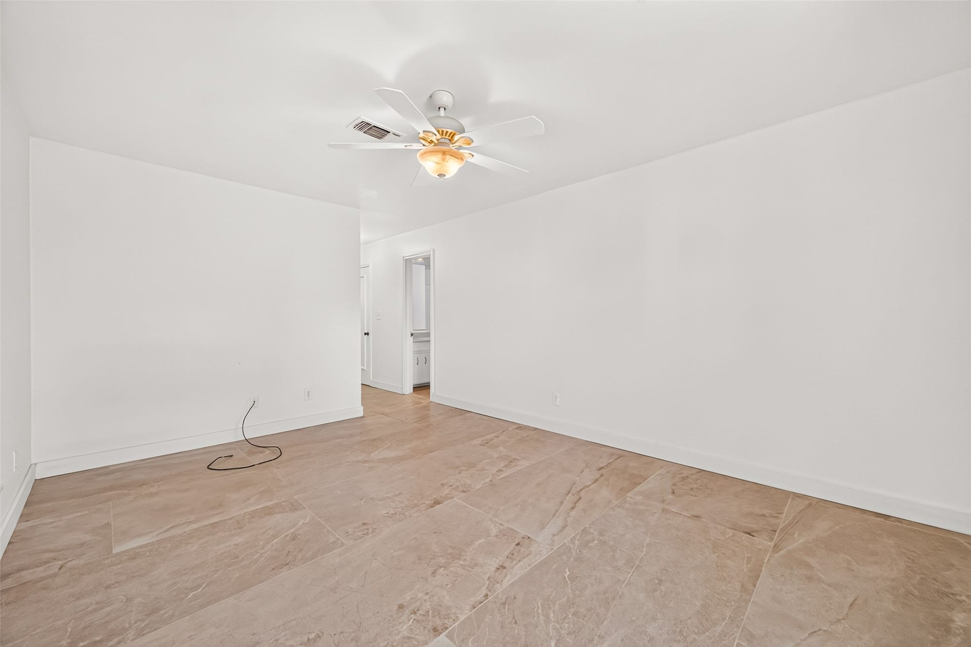 8615 La Fonte Street, Houston, TX 77024 8615 La Fonte Street, Houston, TX 77024