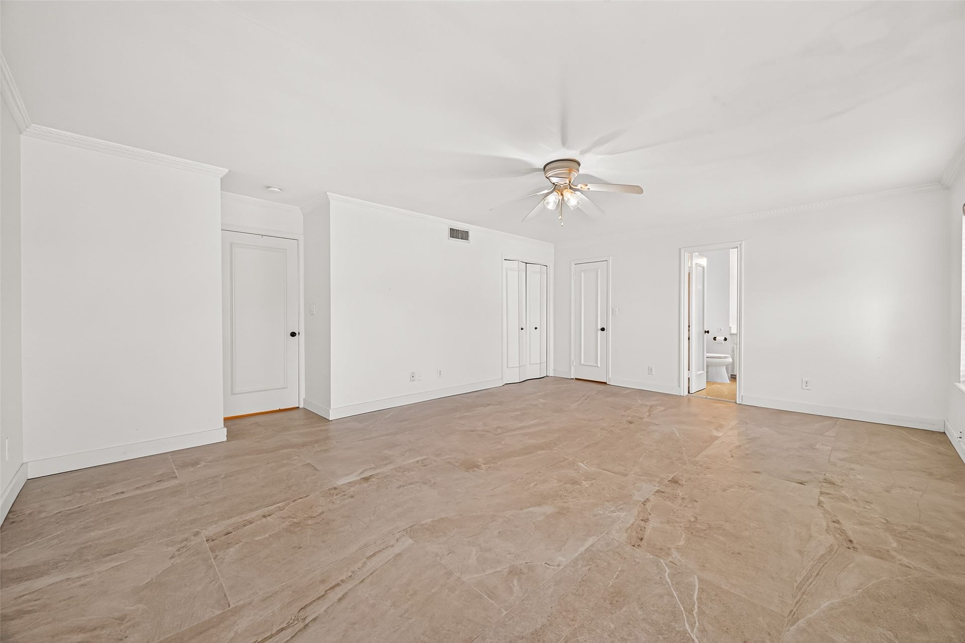 8615 La Fonte Street, Houston, TX 77024 8615 La Fonte Street, Houston, TX 77024