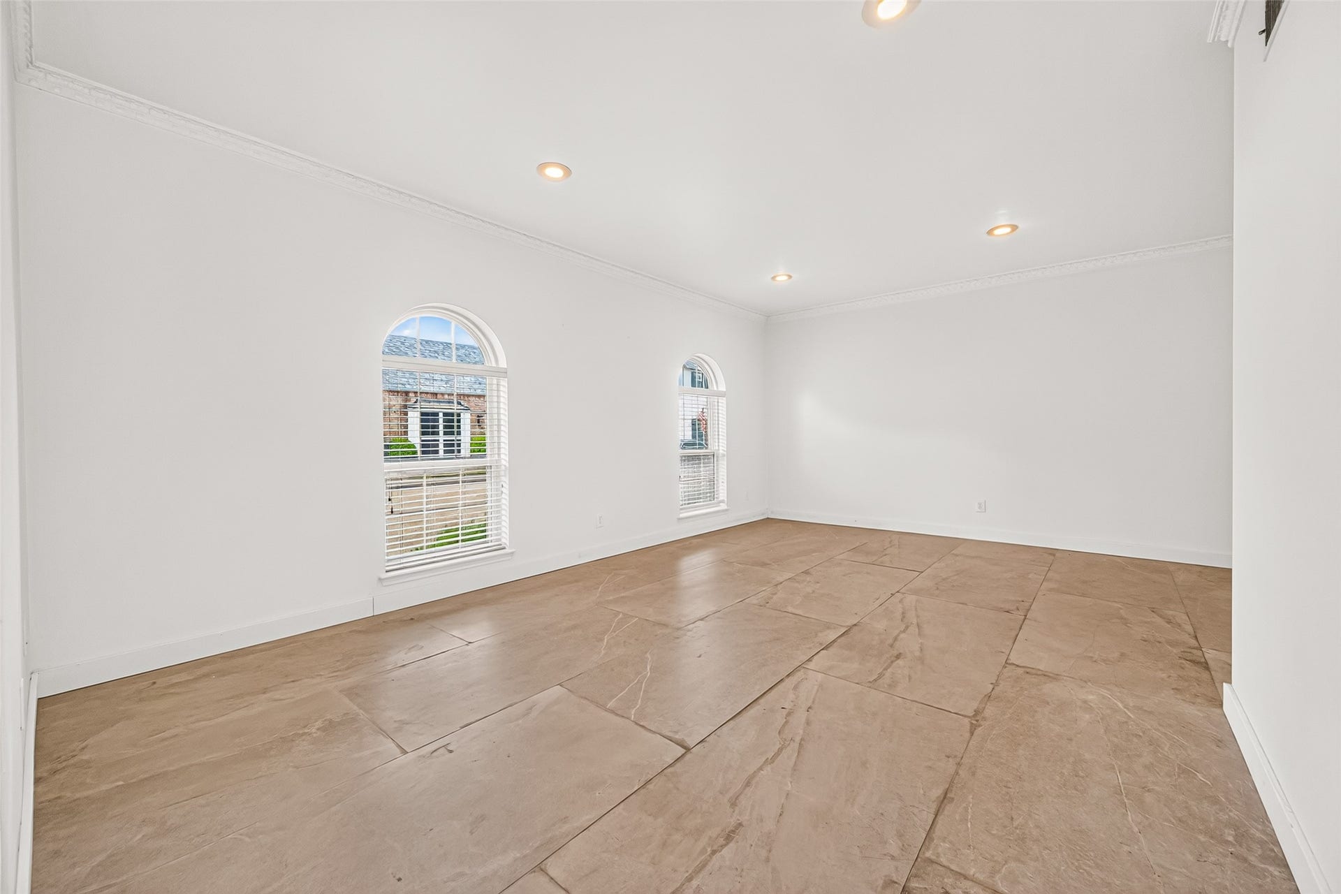 8615 La Fonte Street, Houston, TX 77024 8615 La Fonte Street, Houston, TX 77024