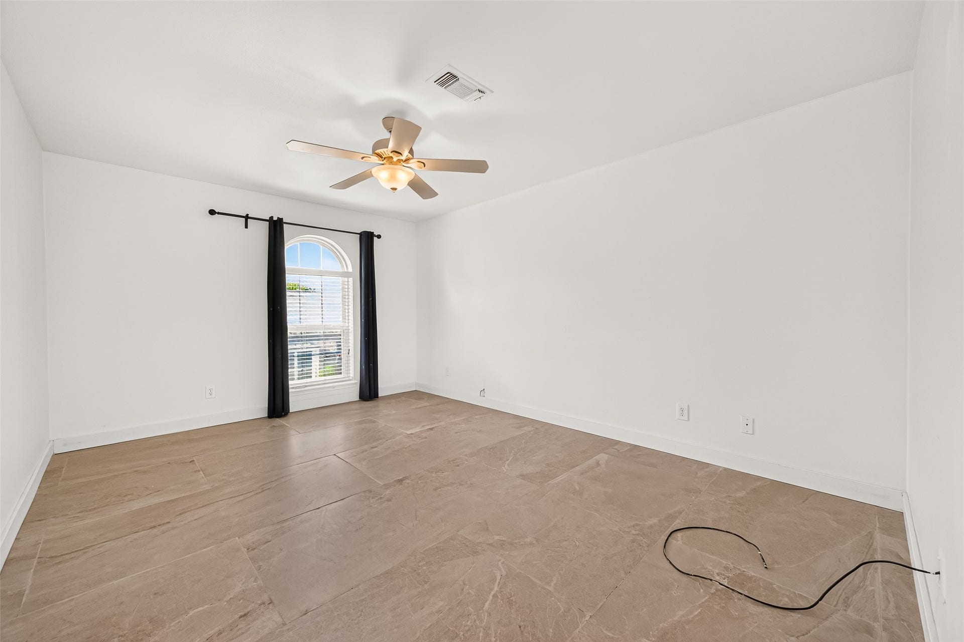 8615 La Fonte Street, Houston, TX 77024 8615 La Fonte Street, Houston, TX 77024