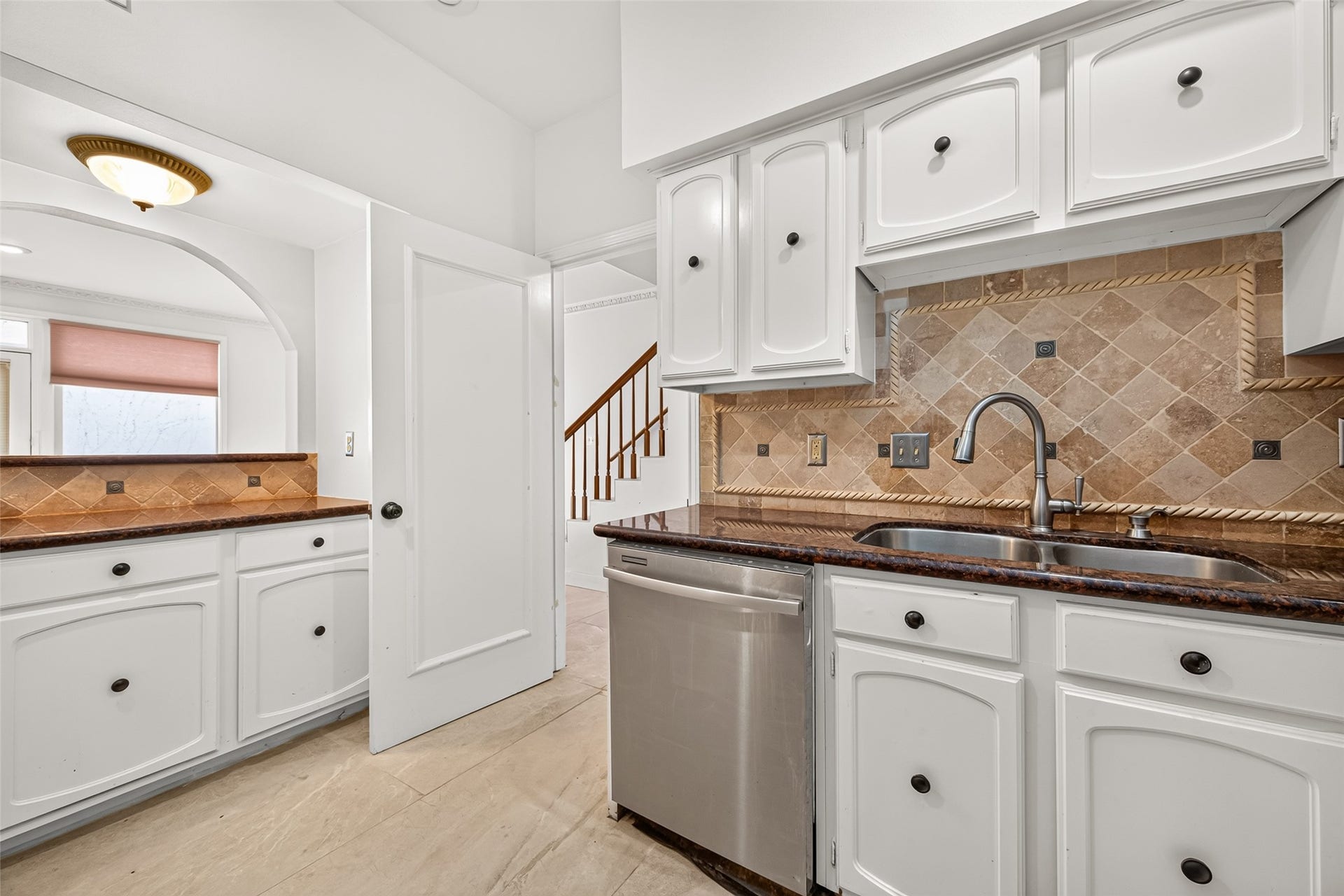 8615 La Fonte Street, Houston, TX 77024 8615 La Fonte Street, Houston, TX 77024