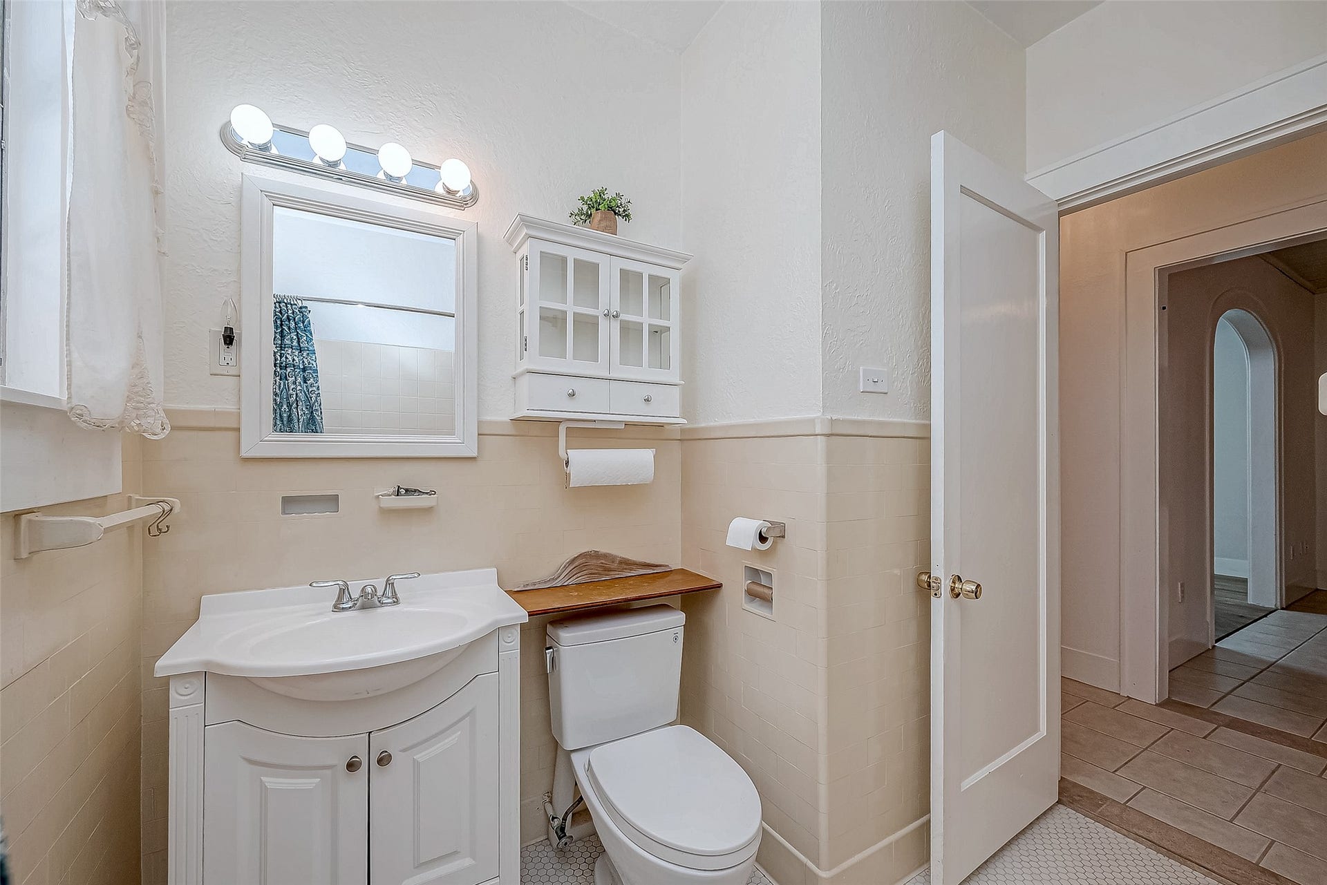 2415 31st Street, Galveston, TX 77550 2415 31st Street, Galveston, TX 77550