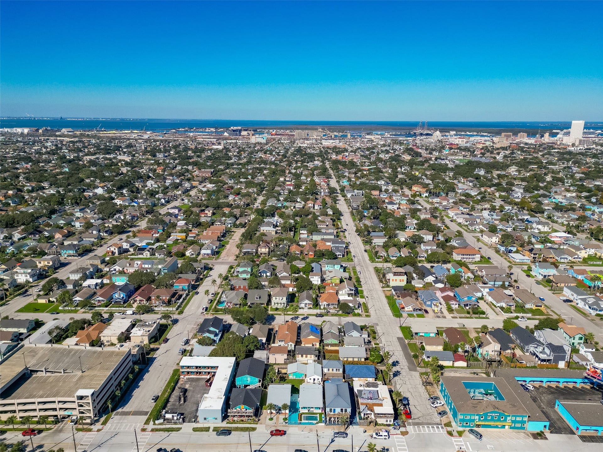 2415 31st Street, Galveston, TX 77550 2415 31st Street, Galveston, TX 77550