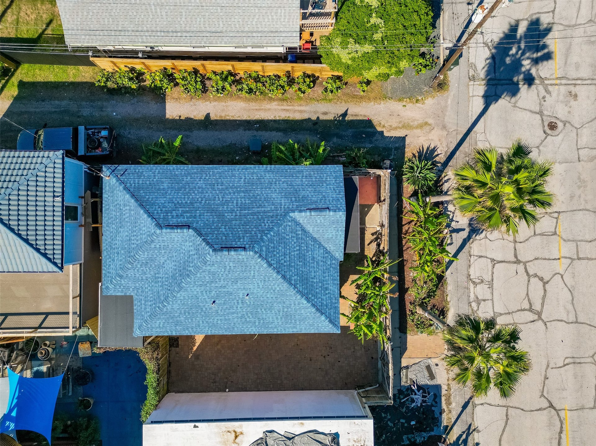 2415 31st Street, Galveston, TX 77550 2415 31st Street, Galveston, TX 77550