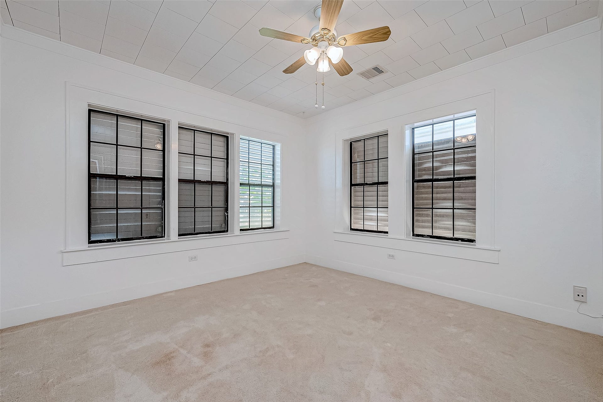 2415 31st Street, Galveston, TX 77550 Bedroom 2