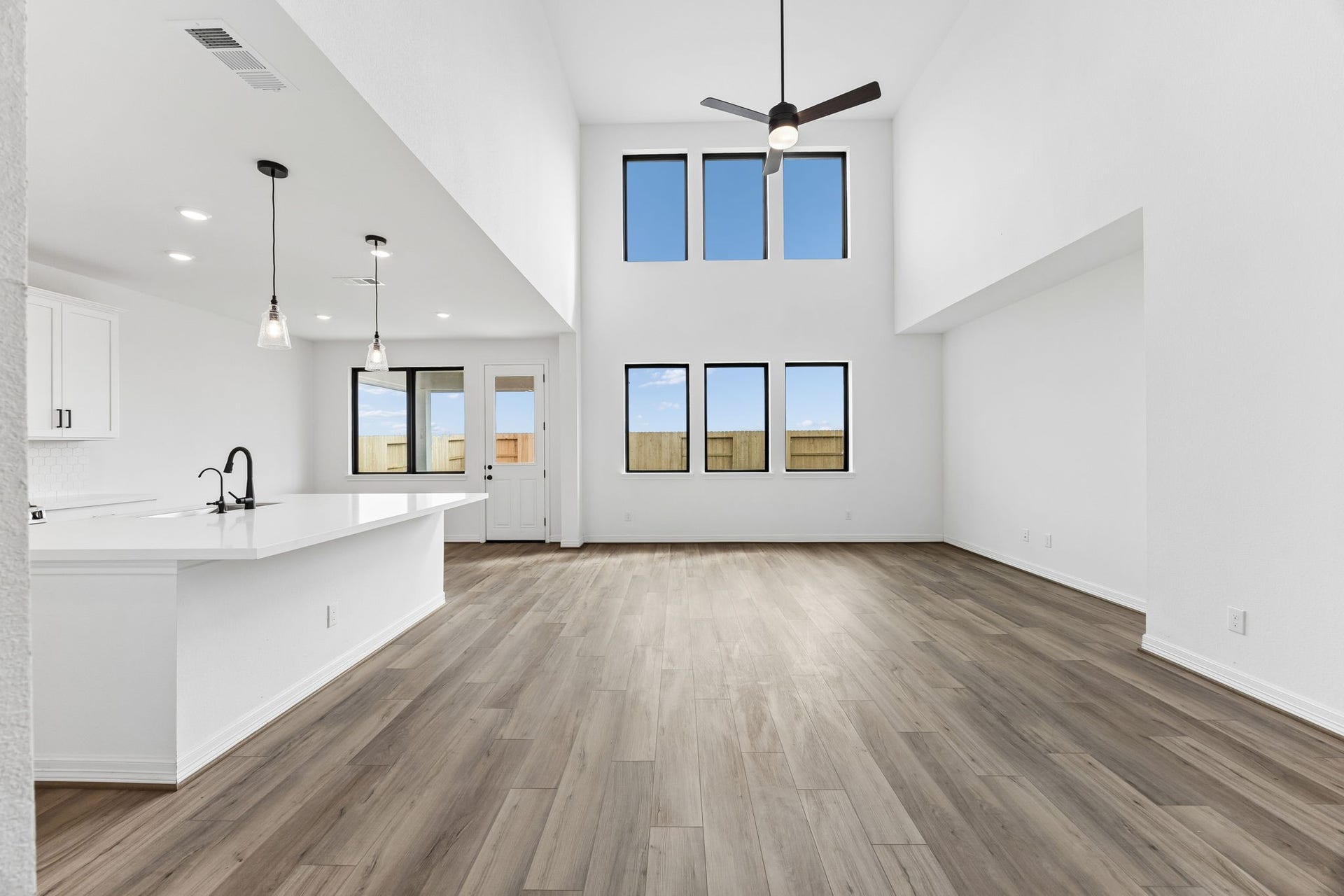 16002 Switchgrass Court, Crosby, TX 77532 16002 Switchgrass Court, Crosby, TX 77532
