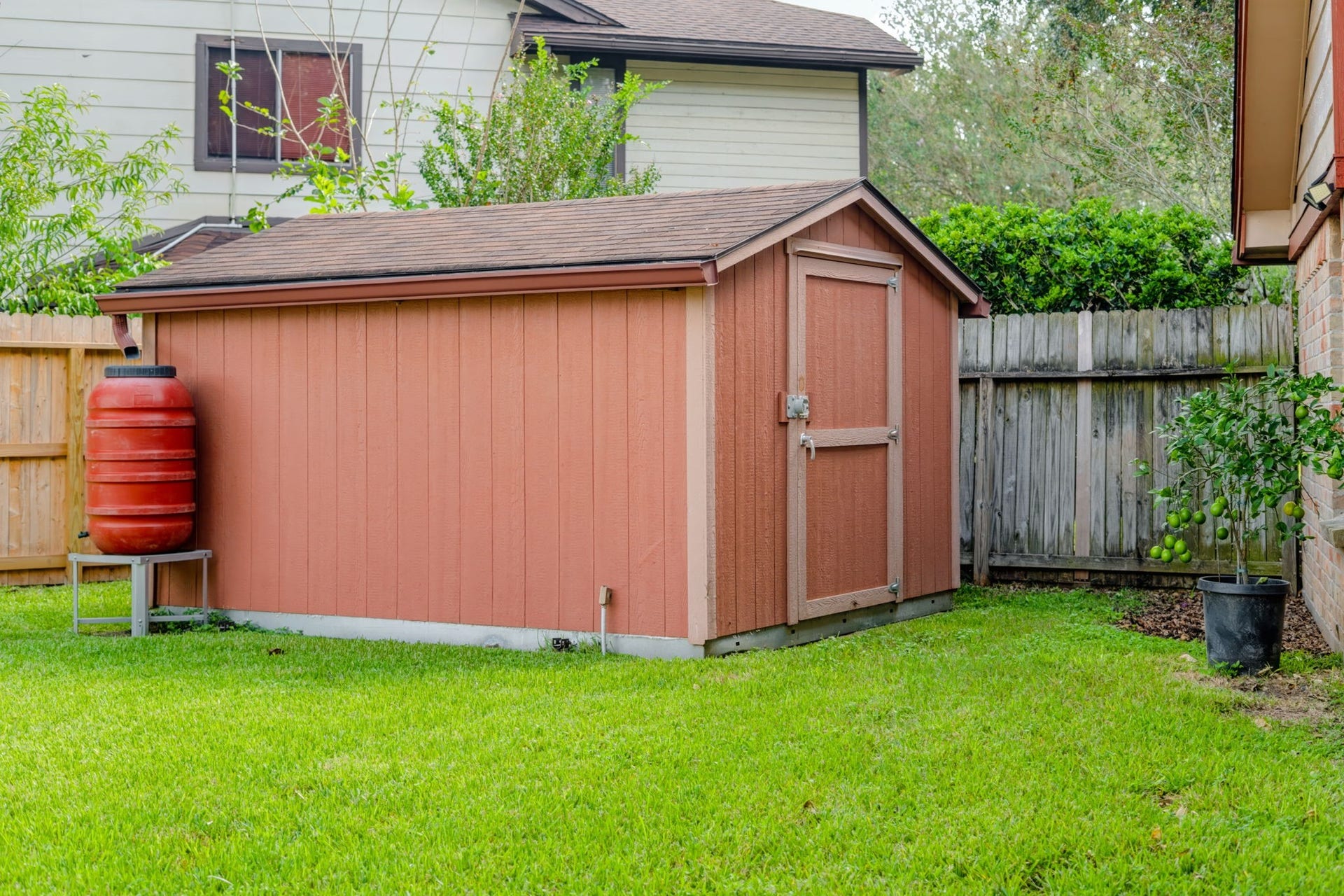 1802 Brushy Creek Drive, Sugar Land, TX 77478 Seeing is believing! This impressive 12' x 10' Tuff shed is climate-controlled and offers endless possibilities as a workshop, hobby space, or private home office.