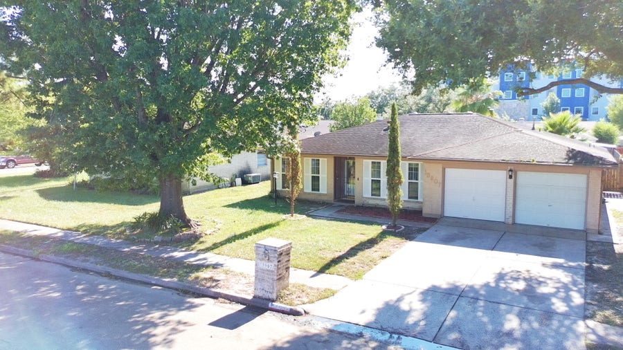 Property photo for 13907 Peatwood Road, Houston, TX