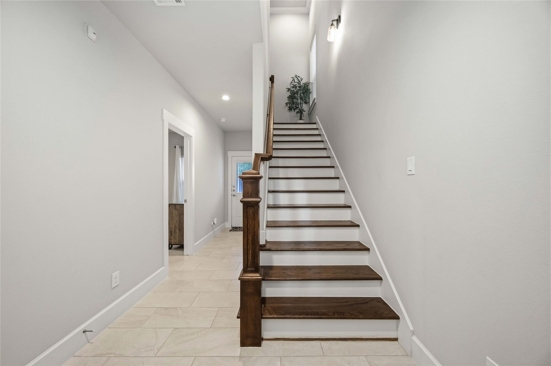 833 Wakefield Drive, #A, Houston, TX 77018