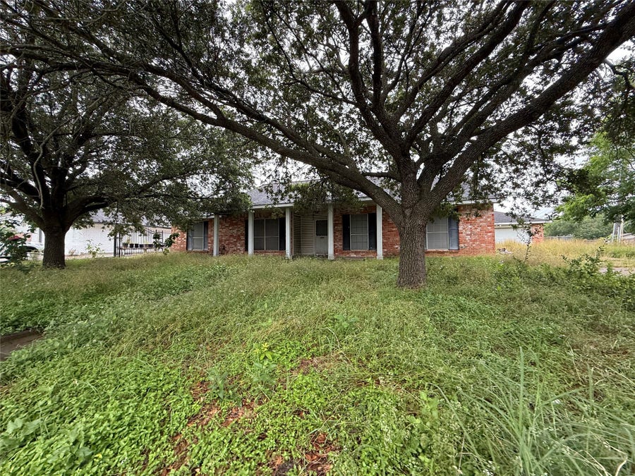Property photo for 11623 W Bellfort Avenue, Houston, TX
