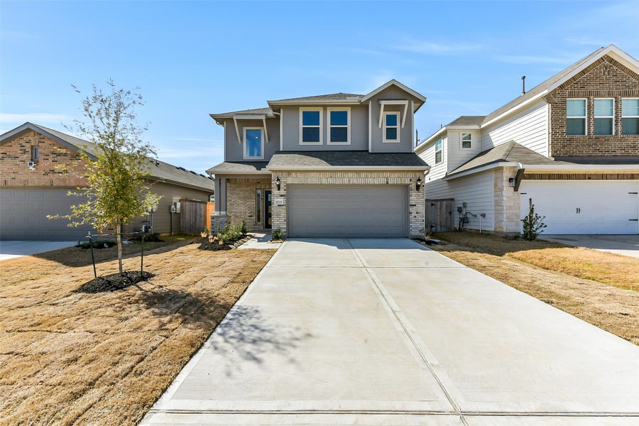 Property photo for 4214 Red Cedar Ring Lane, Pinehurst, TX