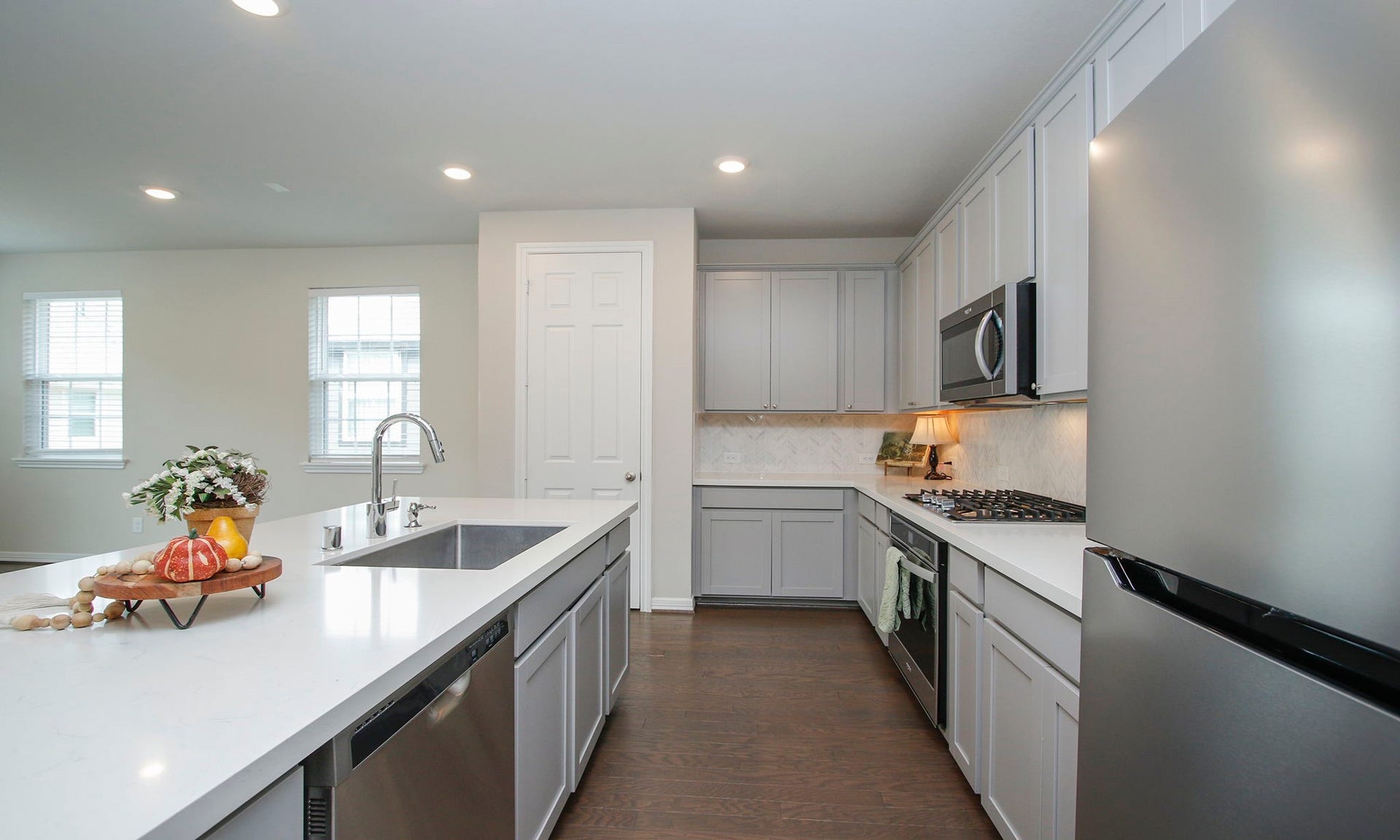 9447 Towne Lake Parkway, Cypress, TX 77433 great spot for entertaining