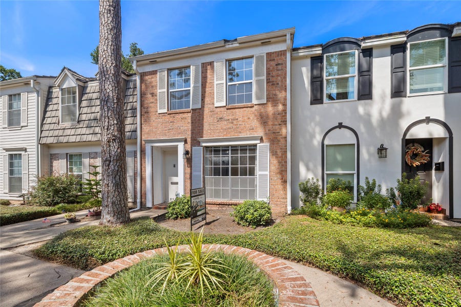 Property photo for 1425 Springrock Lane, #4, Houston, TX