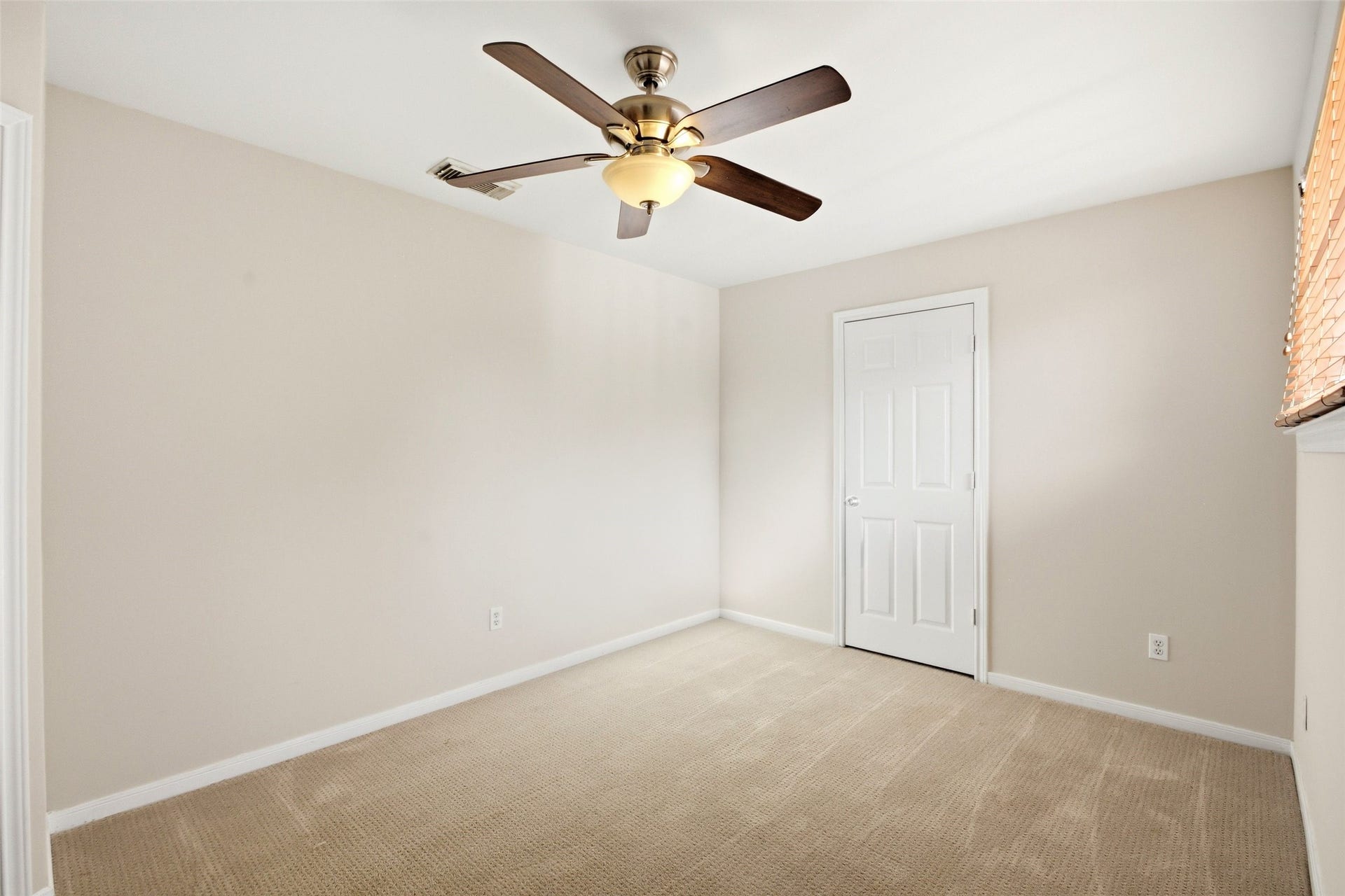 2409 North Boulevard, #B, Houston, TX 77098 2409 North Boulevard, #B, Houston, TX 77098