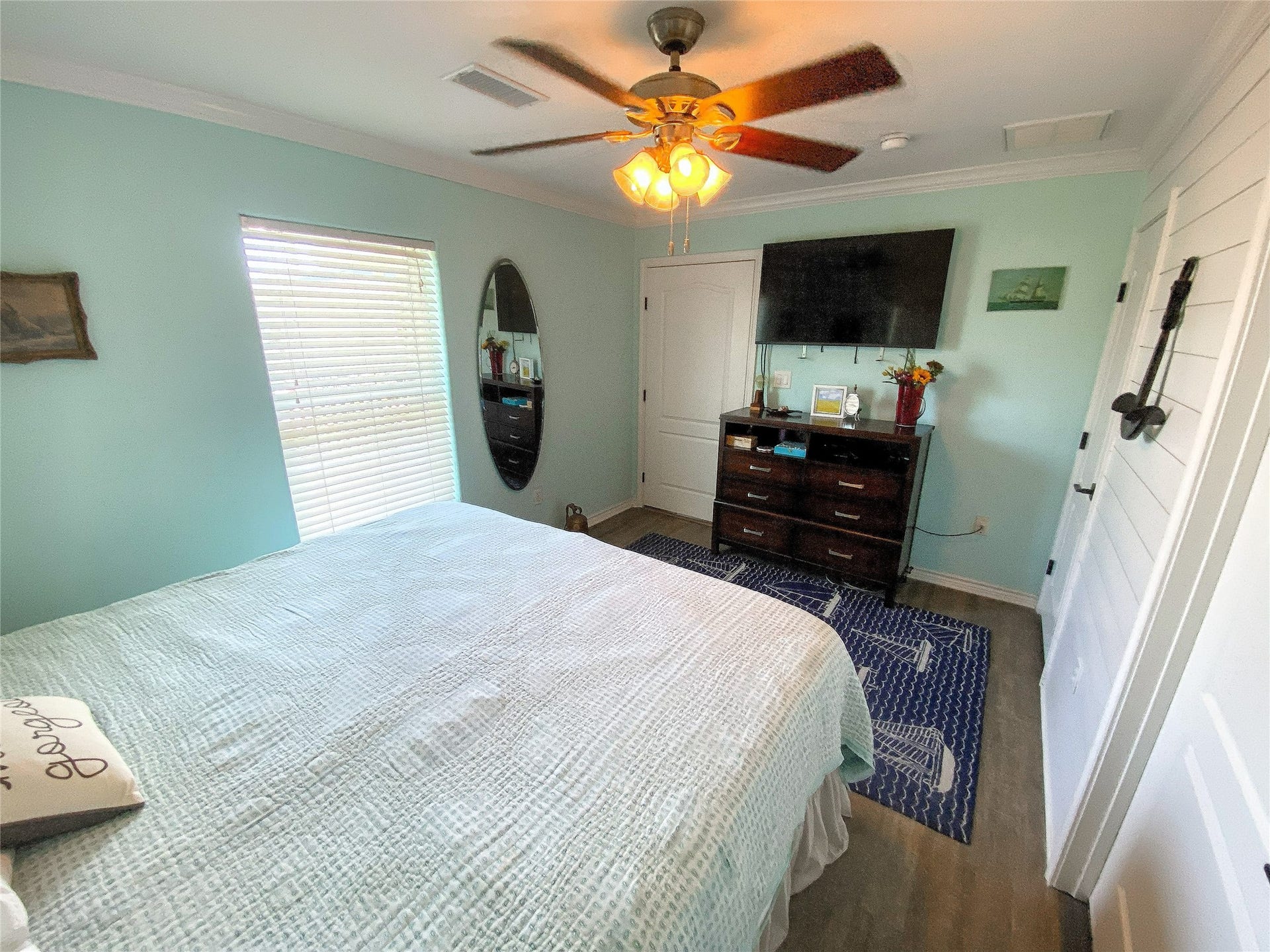 903 S Cove, Crystal Beach, TX 77650